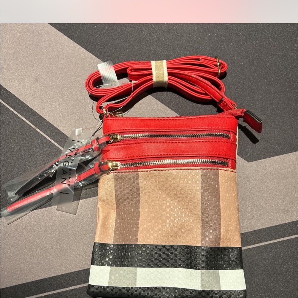 Source Unknown Red and Tan Crossbody Bag